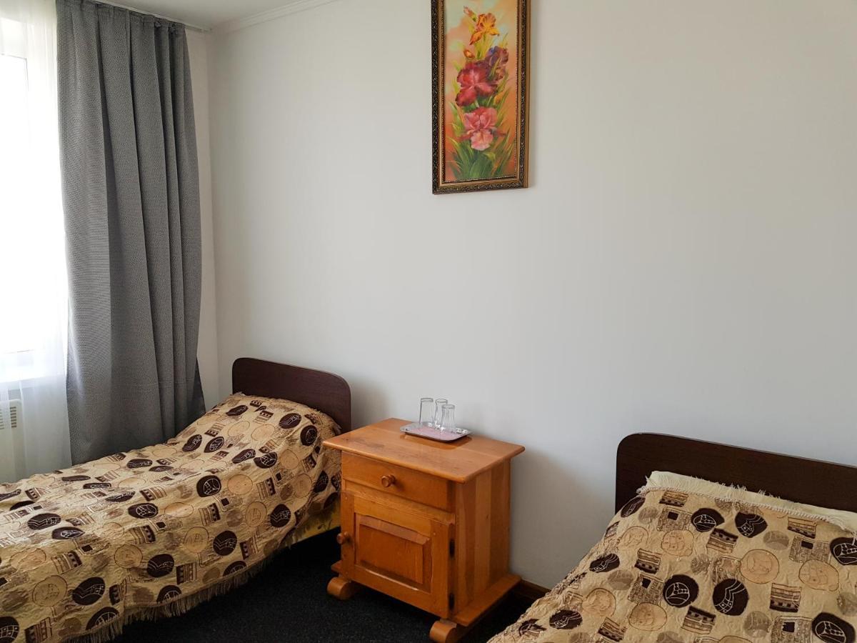 Hotel Adina Riscani Zewnętrze zdjęcie