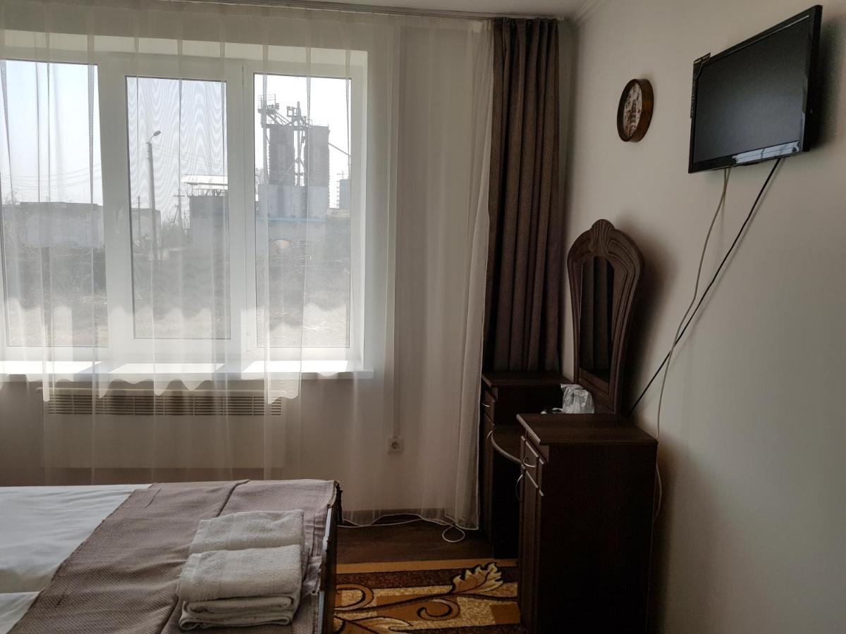 Hotel Adina Riscani Zewnętrze zdjęcie