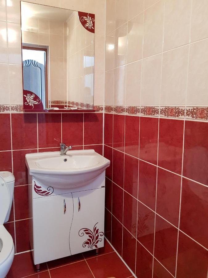 Hotel Adina Riscani Zewnętrze zdjęcie