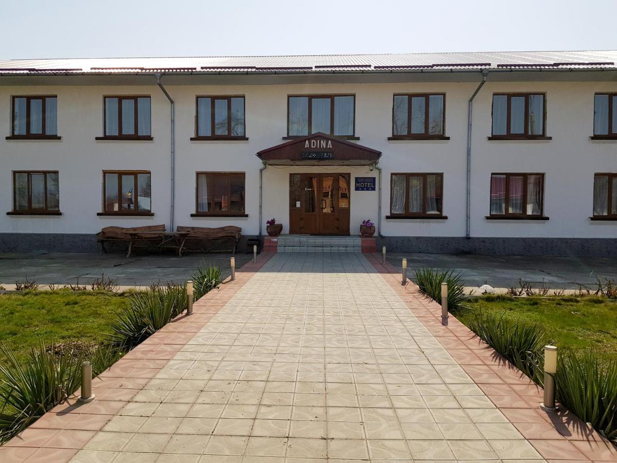 Hotel Adina Riscani Zewnętrze zdjęcie